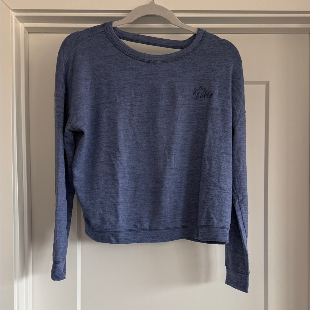 GILLY HICKS (AF) BLUE SLEEP PJ TOP OPEN BACK LONG SLEEVE - NWOT